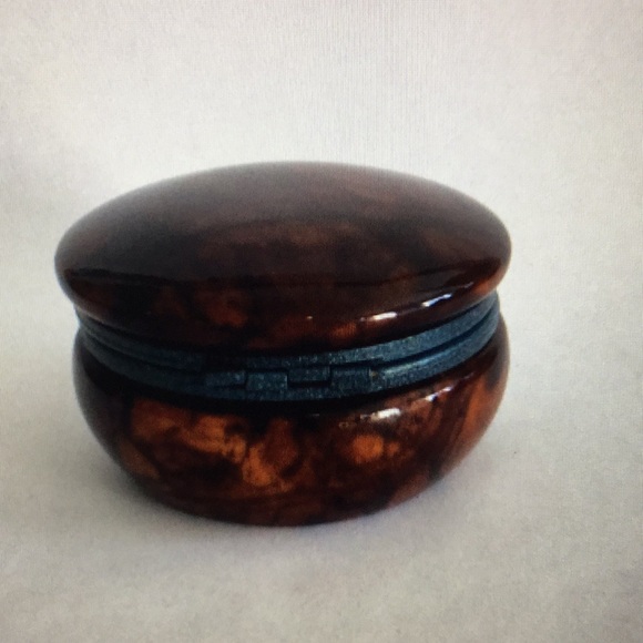 Vintage Round Italian Alabaster Jewelry Box - Picture 6 of 8